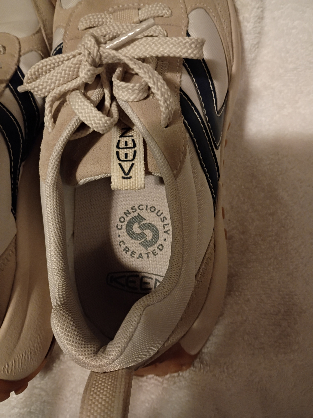 KEEN Women's Neutral Beige and Navy Lace-Up Sneaker